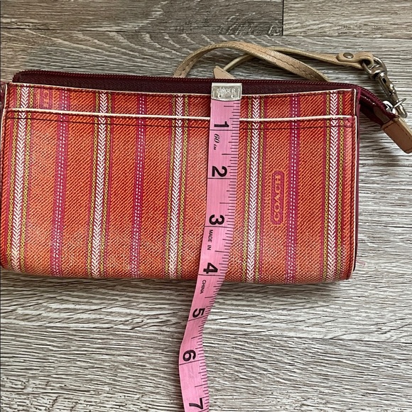 Coach Legacy Ticking  Zip  Wristlet   #49316 wallet stripe pink and orange - Picture 9 of 9